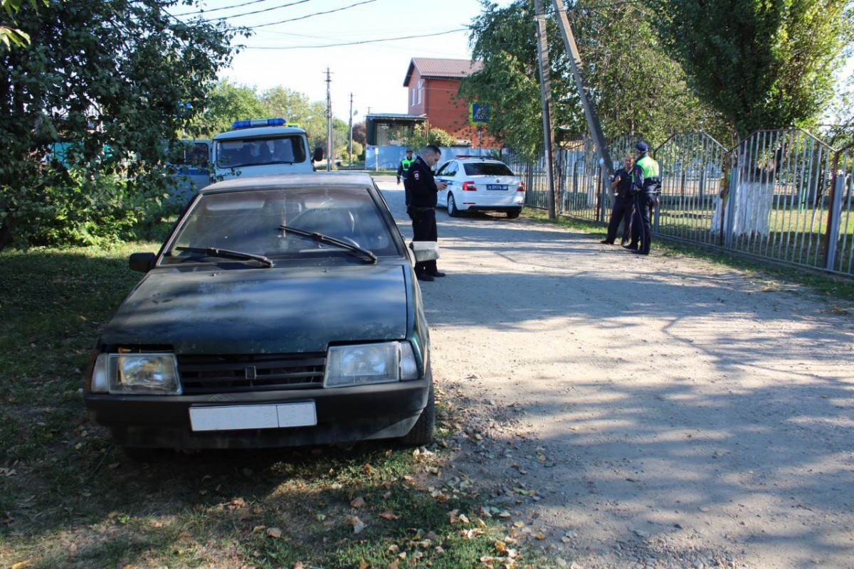 Динские полицейские по горячим следам задержали подозреваемых в угоне |  02.10.2023 | Динская - БезФормата